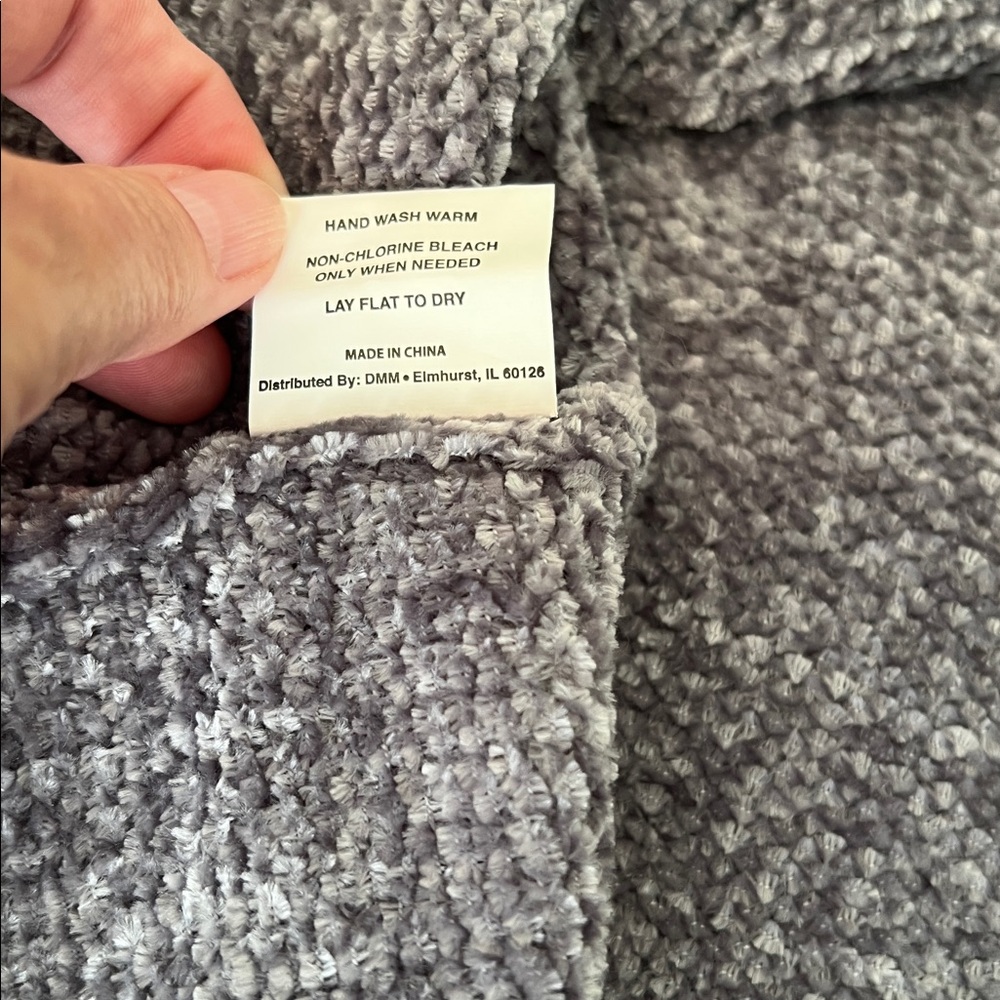 Gray Poncho with Fringe - Picture 6 of 14